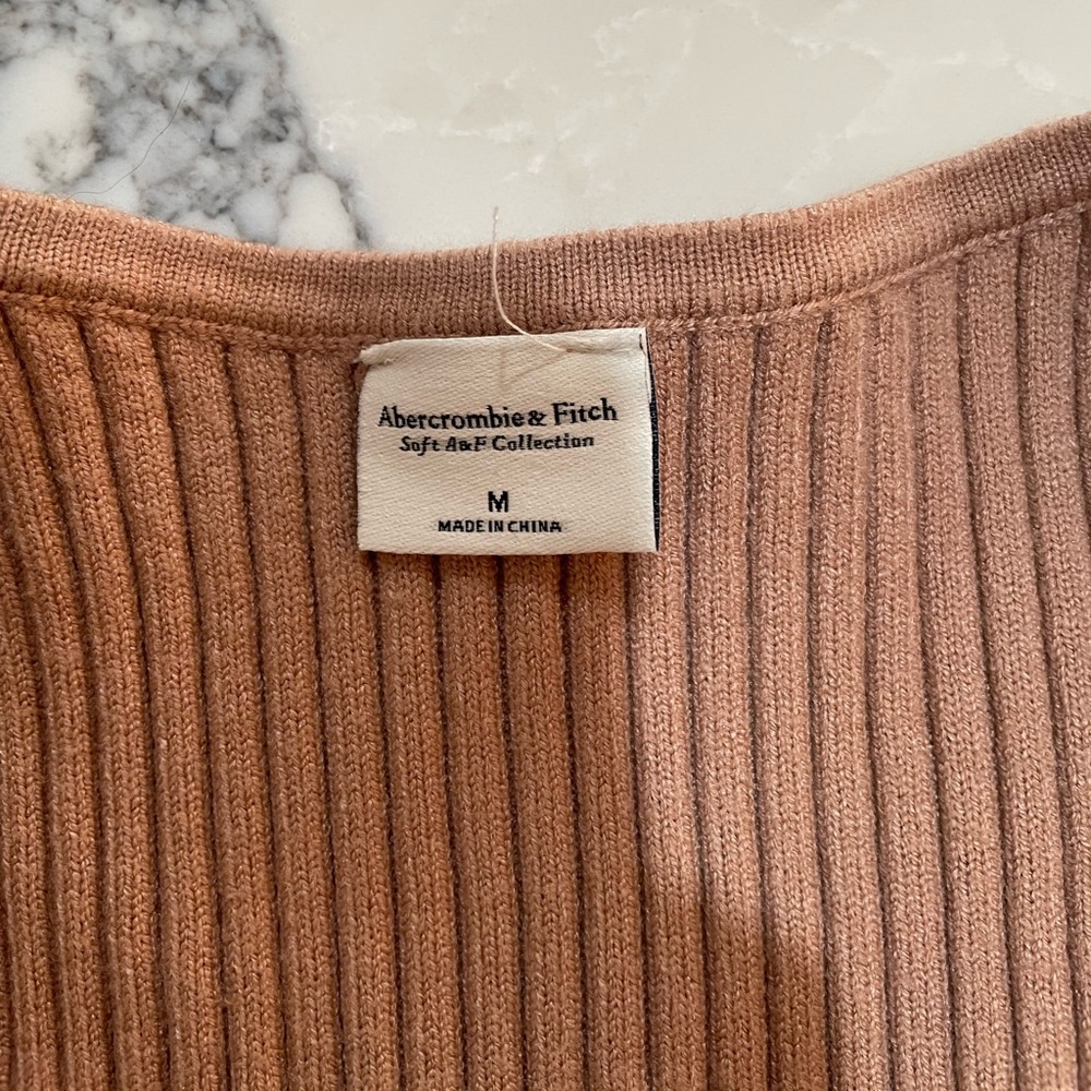 Abercrombie sweetheart sweater
